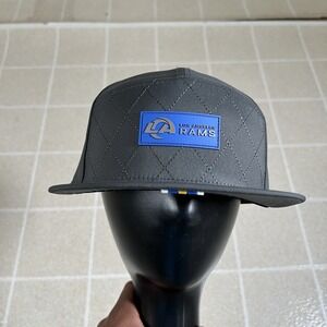 Los Angeles Rams NFL New Era 9Fifty SnapBack Adjustable Hat 2025 Sideline Grey